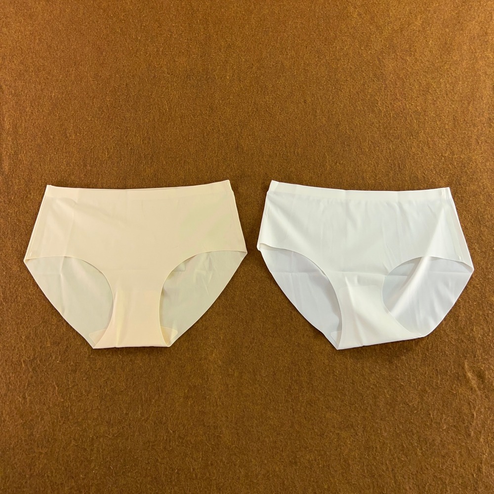 Kalapa Womens Medium Beige White Seamless Breathable Brief Underwear 2 Pack NWT